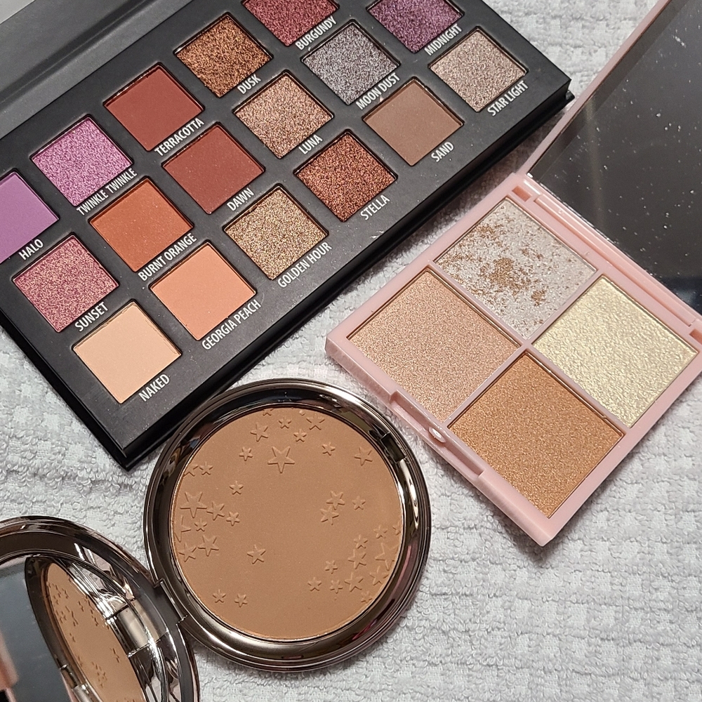 Makeup bundle